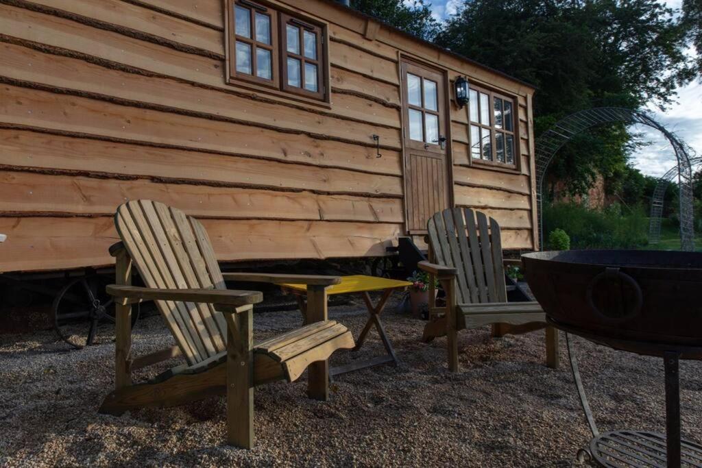 Luxury, Rural Shepherds Hut With Hot Tub Nr Bath Bristol Zewnętrze zdjęcie