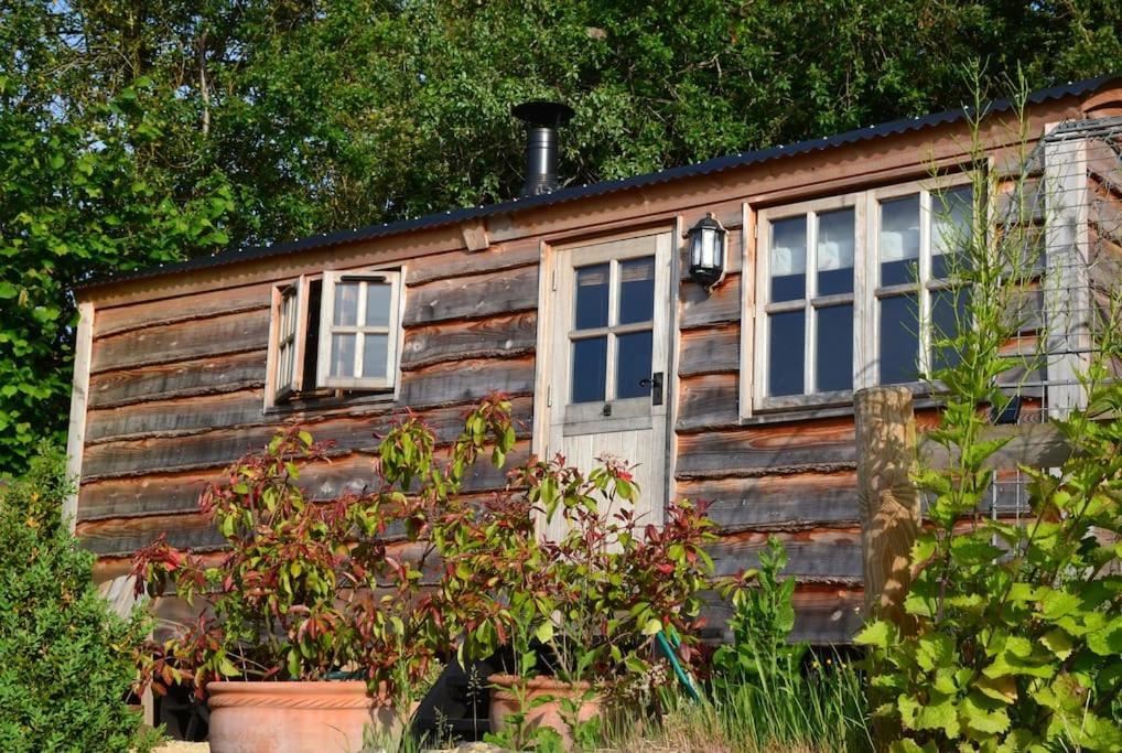 Luxury, Rural Shepherds Hut With Hot Tub Nr Bath Bristol Zewnętrze zdjęcie